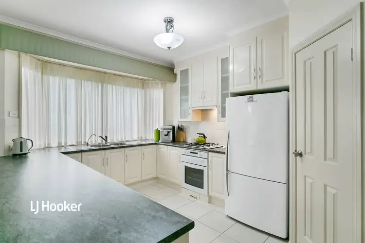 Fifth view of Homely house listing, 2 Creek Rise, Walkley Heights SA 5098