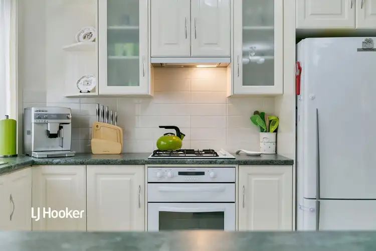 Sixth view of Homely house listing, 2 Creek Rise, Walkley Heights SA 5098