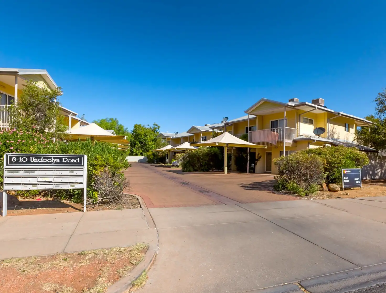 Main view of Homely townhouse listing, 6/8 Undoolya Road, East Side NT 870