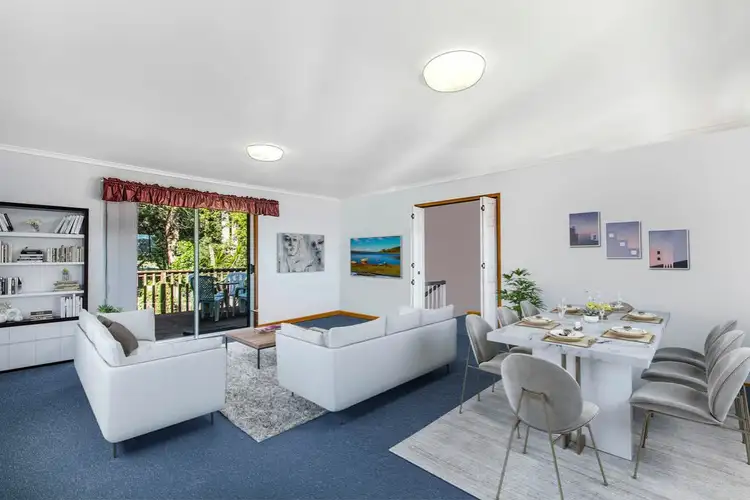 16 Priestley Parade, Point Clare NSW 2250