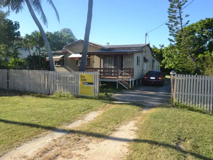123 Powell st, Bowen QLD 4805