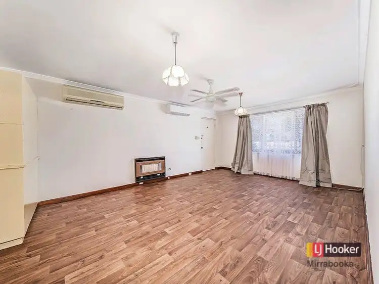 Fifth view of Homely semi-detached listing, 4B Dallington Cr, Balga WA 6061
