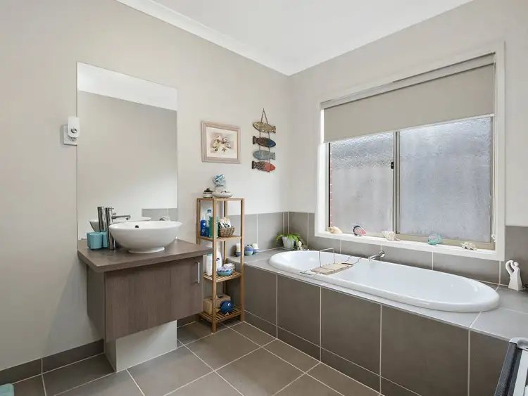 Fifth view of Homely house listing, 1 Carlotta Place, Curlewis VIC 3222