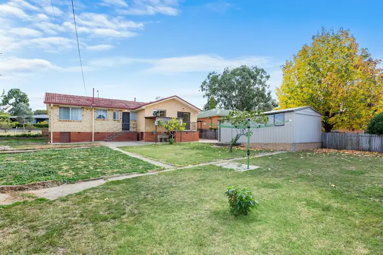 Second view of Homely house listing, 4 Elizabeth Crescent, Macquarie ACT 2614