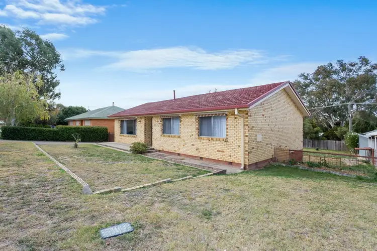 Sixth view of Homely house listing, 4 Elizabeth Crescent, Macquarie ACT 2614