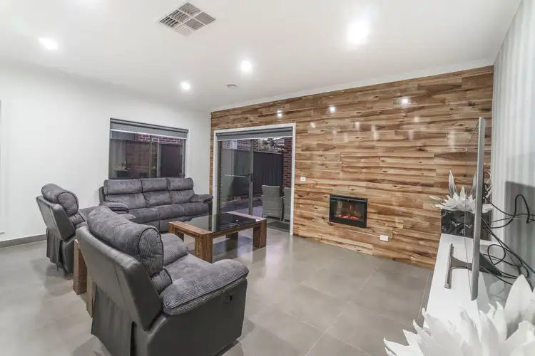Seventh view of Homely house listing, 14 Bridgehaven Drive, Craigieburn VIC 3064