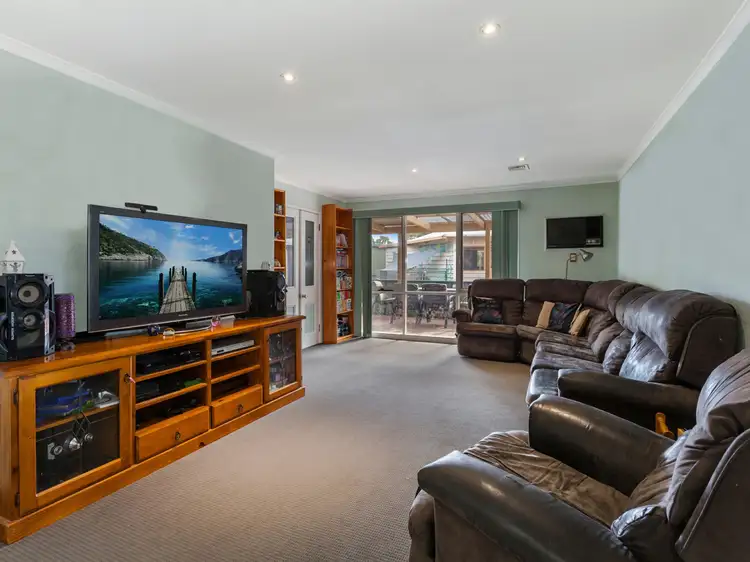 Fourth view of Homely house listing, 4 Sinclair Court, Wallan VIC 3756
