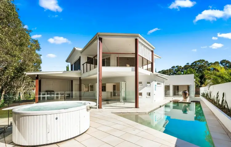 7 Hetherington Drive, Twin Waters QLD 4564