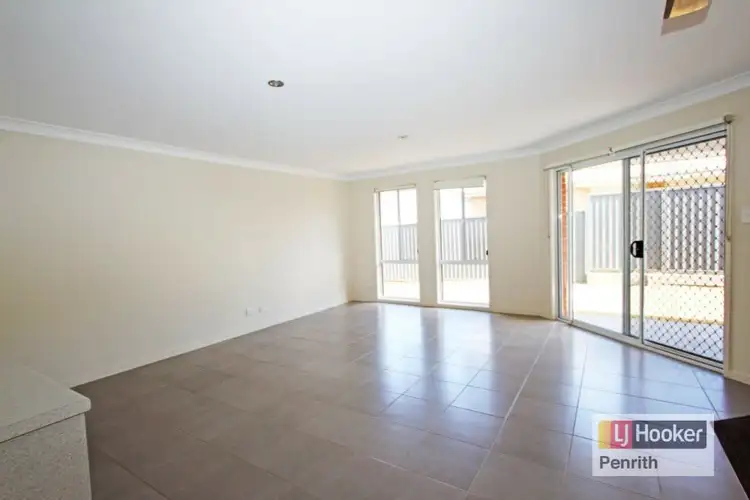 Fifth view of Homely house listing, 21 Scarborough Rise, Jordan Springs NSW 2747