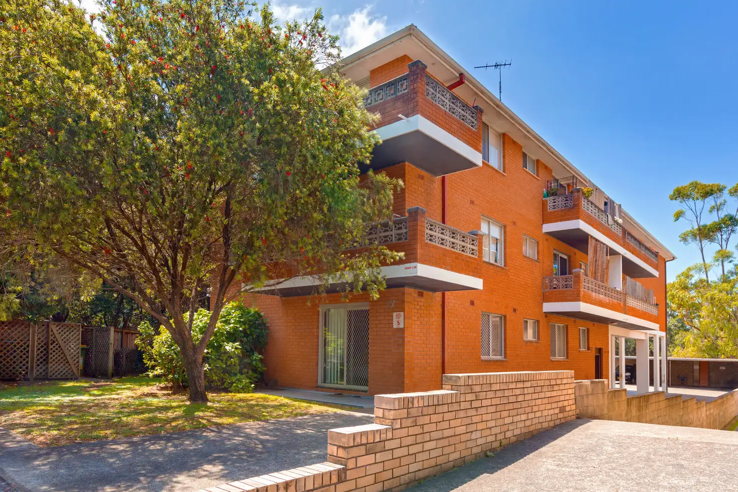 Main view of Homely unit listing, 9/17 Lismore Avenue, Dee Why NSW 2099