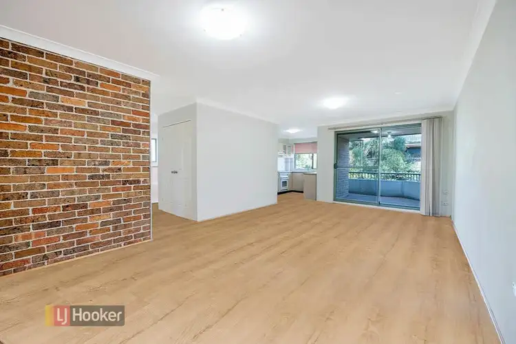 Main view of Homely unit listing, Apartment 11/237 Targo Road, Toongabbie NSW 2146