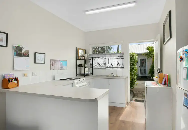 Fourth view of Homely unit listing, 10/401-409 McCoombe Street, Mooroobool QLD 4870