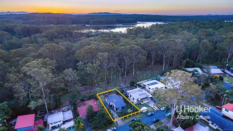 22 Killara Crescent, Petrie QLD 4502