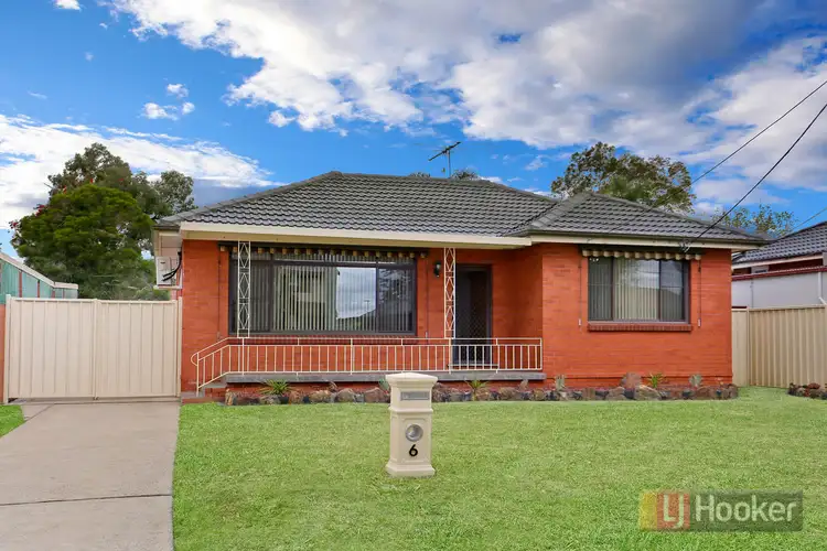 6 Lennox Street, Colyton NSW 2760