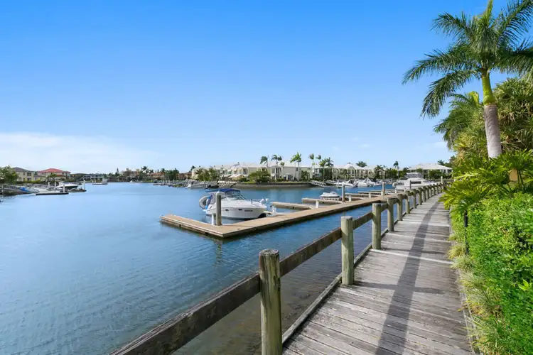 6/41A Broadwater Street, Runaway Bay QLD 4216