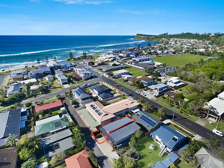 Sixth view of Homely house listing, 2/10 Byron Street, Lennox Head NSW 2478