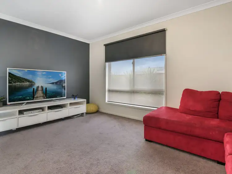 Fifth view of Homely house listing, 31 Belleview Crescent, Beveridge VIC 3753