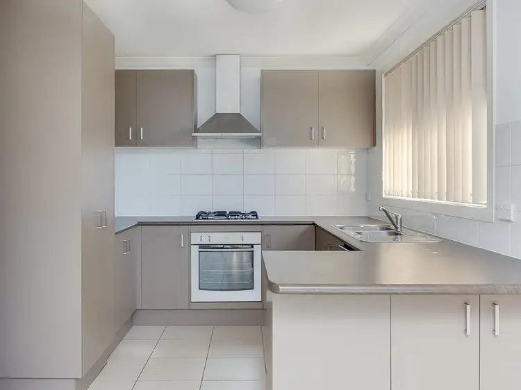 13/10 Kingfisher Court, Hastings VIC 3915