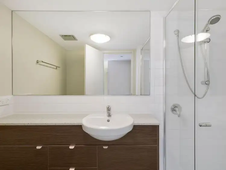 Fifth view of Homely unit listing, 28 Kingfisher/154 Musgrave Avenue, Southport QLD 4215