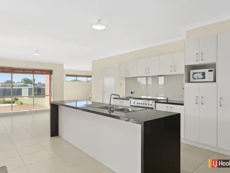 Second view of Homely house listing, 172 Sinclair Street South, Colac VIC 3250