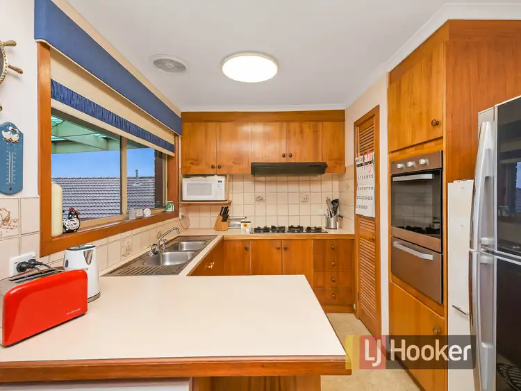 Sixth view of Homely house listing, 14 Shannon Way, Berwick VIC 3806