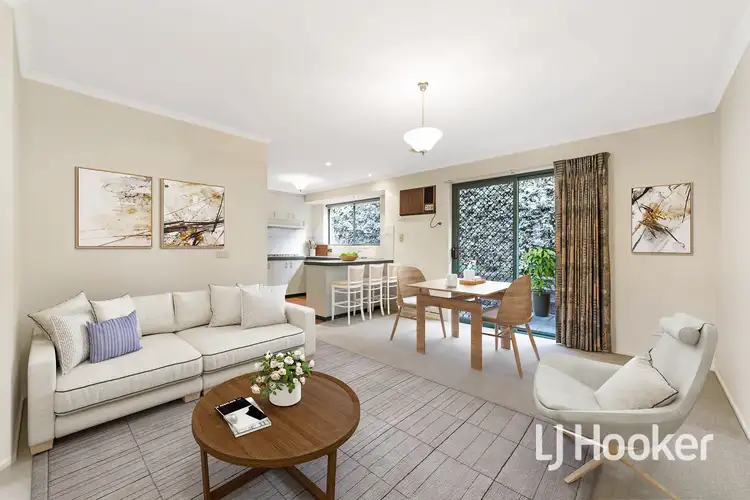 Third view of Homely house listing, 8 Mcgill Court, Pakenham VIC 3810
