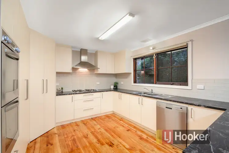 Fourth view of Homely house listing, 18 Cavendish Court, Endeavour Hills VIC 3802