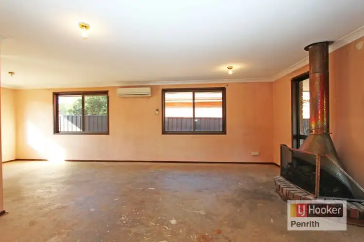 Fourth view of Homely house listing, 16 Lowanna Drive, South Penrith NSW 2750