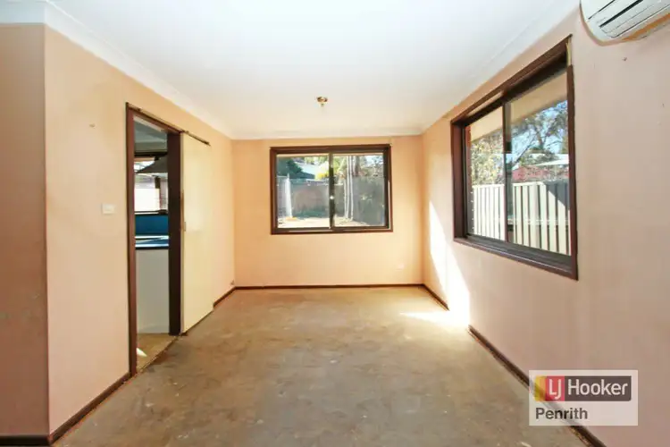 Fifth view of Homely house listing, 16 Lowanna Drive, South Penrith NSW 2750
