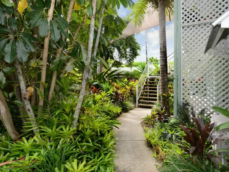 Seventh view of Homely unit listing, 5/346-348 McCoombe Street, Mooroobool QLD 4870