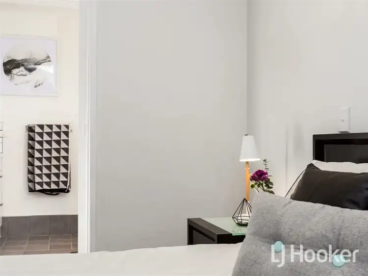 Sixth view of Homely house listing, 5 Sandpiper Loop, Yangebup WA 6164