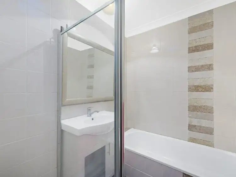Fourth view of Homely townhouse listing, 2/29 High Street, Queanbeyan NSW 2620