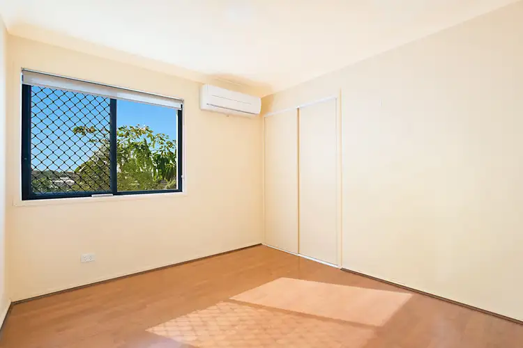 Sixth view of Homely townhouse listing, 6/404 Upper Cornwall Street, Coorparoo QLD 4151