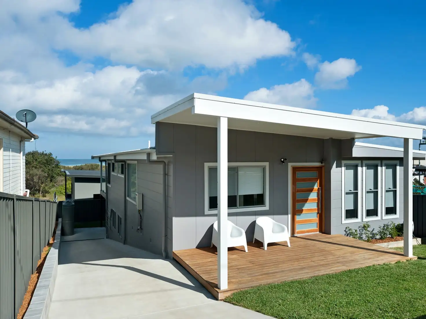 Main view of Homely house listing, 4 Dodds Street, Redhead NSW 2290