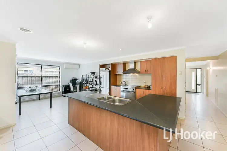Fifth view of Homely house listing, 40 Taplan Crescent, Cranbourne West VIC 3977