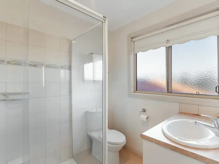 Sixth view of Homely house listing, 18 St Andrews Close, Hidden Valley VIC 3756