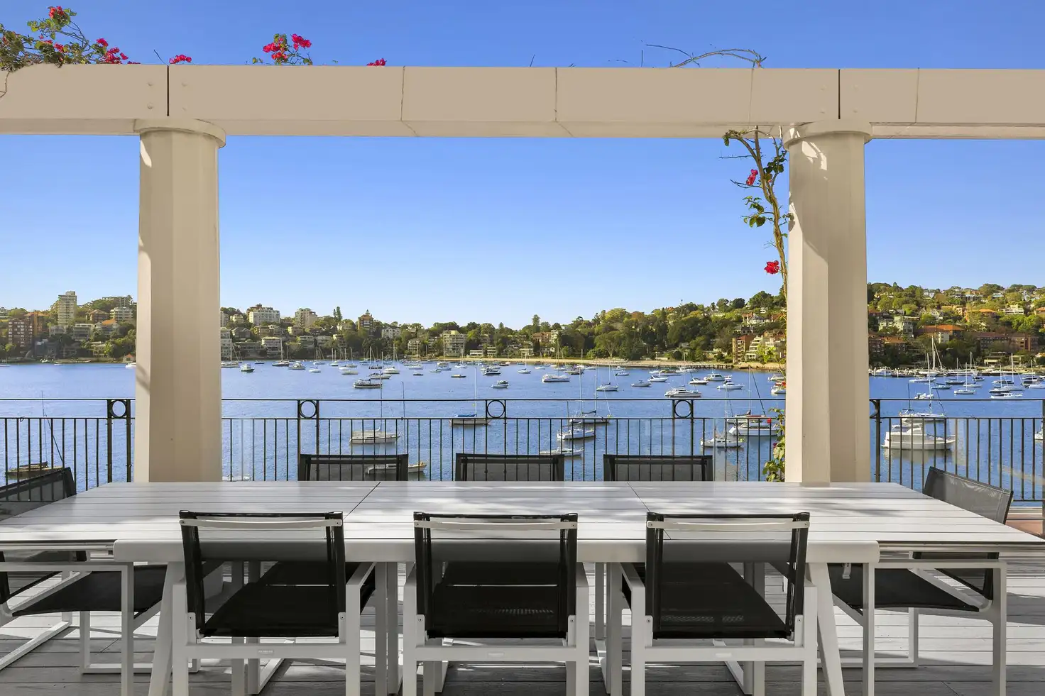 Main view of Homely apartment listing, 4/13-15 Sutherland Crescent, Darling Point NSW 2027