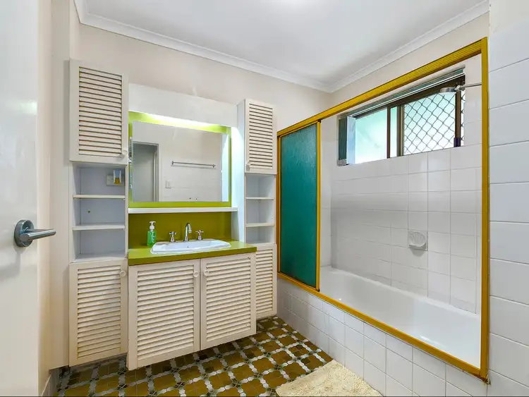 Sixth view of Homely unit listing, 2/60 London Road, Clayfield QLD 4011