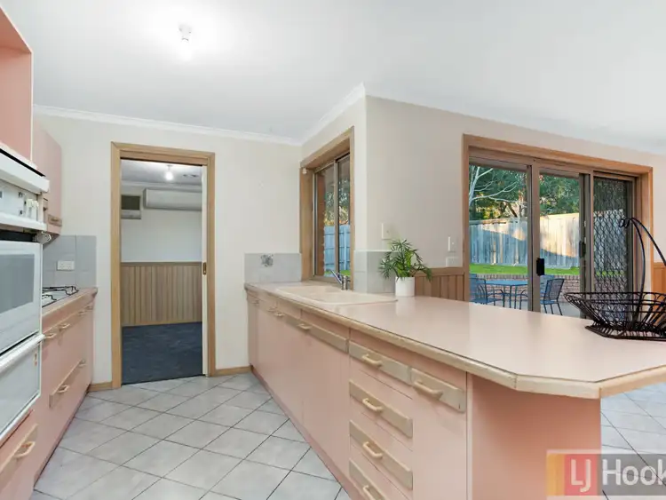 Sixth view of Homely unit listing, 2/31 Veronica Street, Ferntree Gully VIC 3156