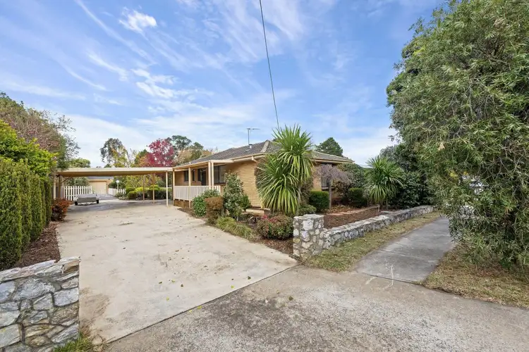 14 Elizabeth Crescent, Queanbeyan NSW 2620