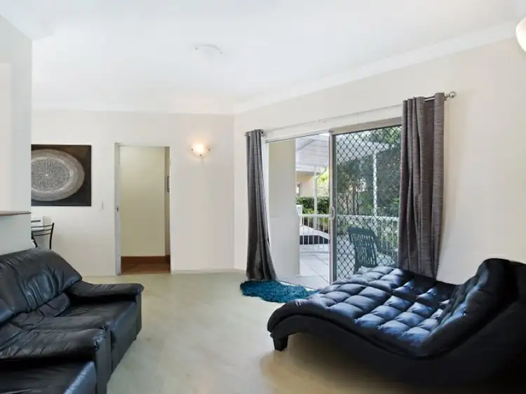 Fifth view of Homely unit listing, 2/4 St Kilda Avenue, Broadbeach QLD 4218