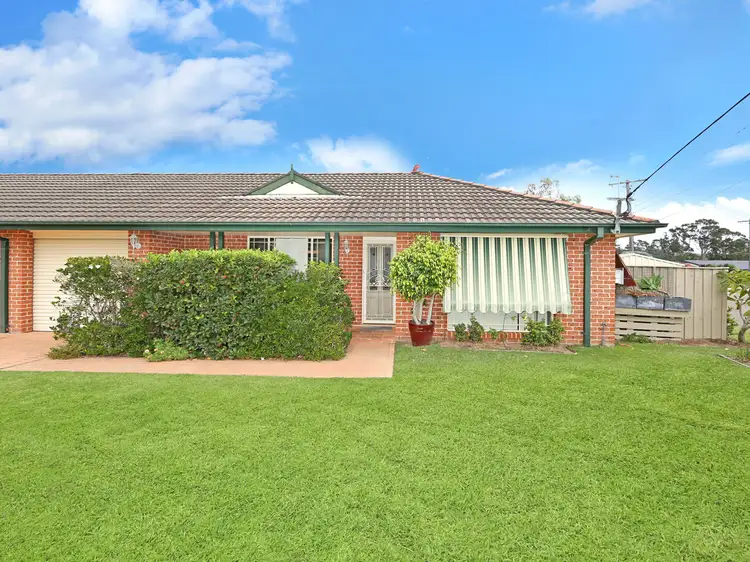 1/21A Sir Joseph Banks Drive, Bateau Bay NSW 2261