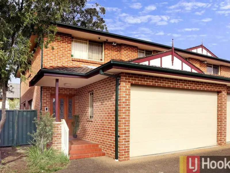 Main view of Homely townhouse listing, 5/66-68 Mountford Avenue, Guildford NSW 2161