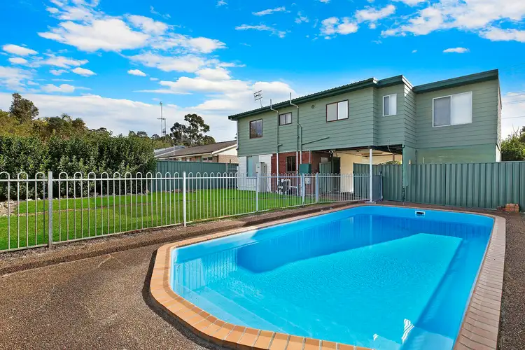 33 Mawson Drive, Killarney Vale NSW 2261