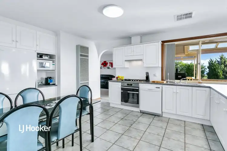 Fifth view of Homely house listing, 34 Greenridge Court, Wynn Vale SA 5127