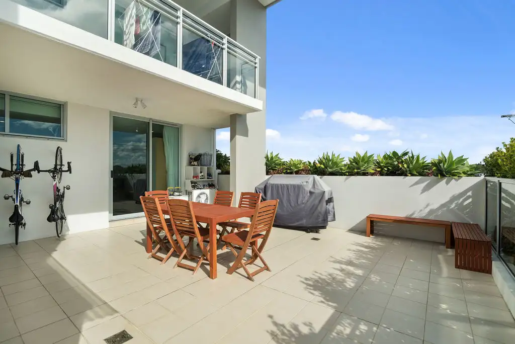 Main view of Homely unit listing, 2102/10 Fifth Avenue, Palm Beach QLD 4221