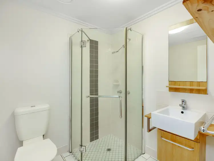 Fifth view of Homely unit listing, 302/22 Ward Street, Mooroobool QLD 4870