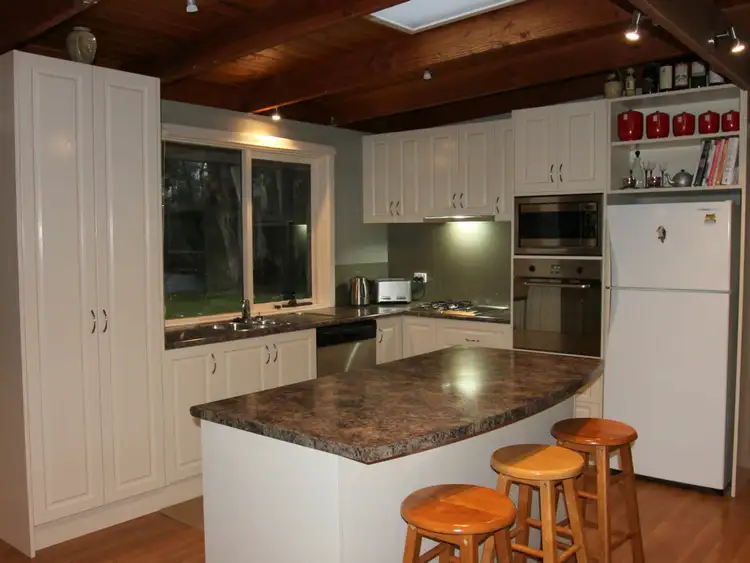 Sixth view of Homely house listing, 2 Ballina Crt, Buxton VIC 3711