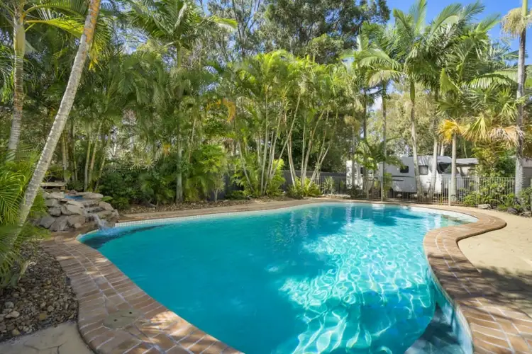 4 Honeysuckle Court, Victoria Point QLD 4165