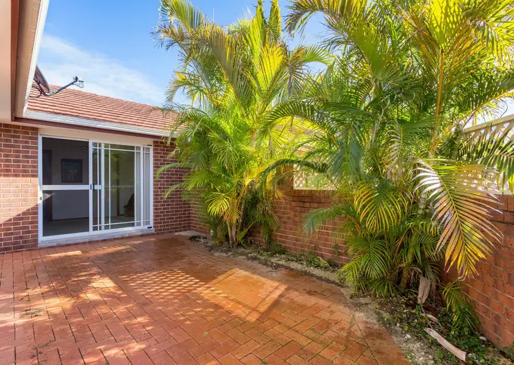 Fifth view of Homely semi-detached listing, 1/10 Grandis Drive, Tuncurry NSW 2428
